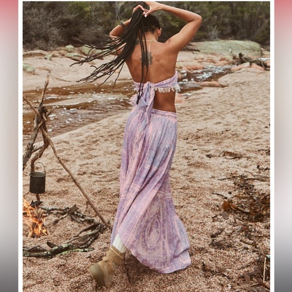 Spell and The Gypsy Collective Farrah Half Moon Skirt Lilac NWT! - Picture 3 of 4